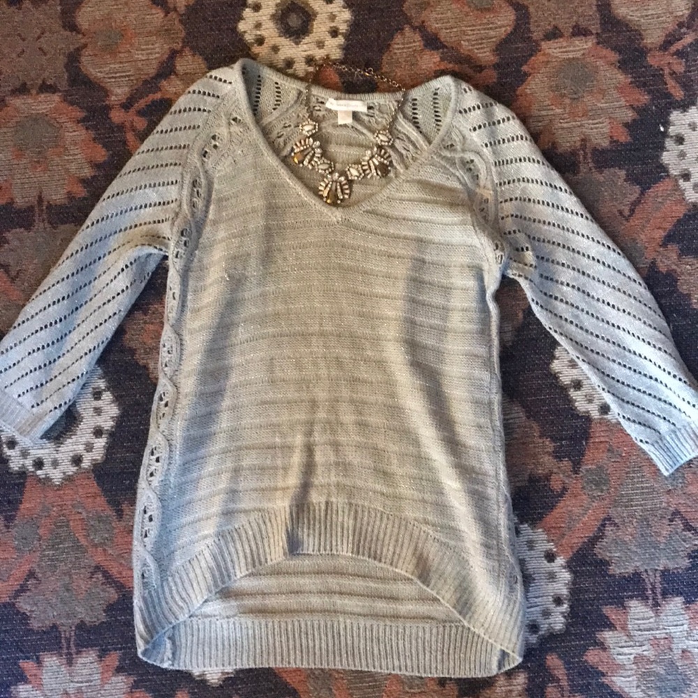 High- lo New York and company sweater